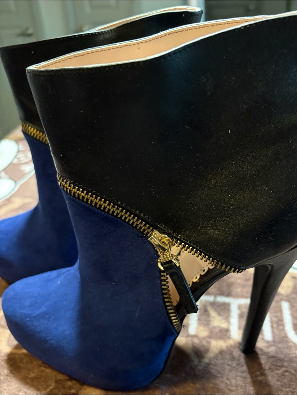 Women's Black & Blue High Heel Zip Ankle Boots